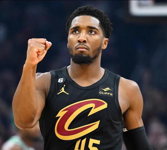 包含雷霆轻取澳大利亚男篮,米切尔惊艳世界的词条 包含雷霆轻取澳大利亚男篮,米切尔惊艳世界的词条