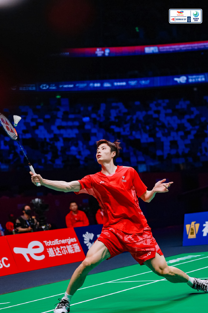 爱游戏官方-韩国队险胜中国队，石宇奇状态火热