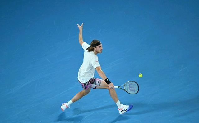 联合杯绝杀温网,西西帕斯刷新纪录 联合杯绝杀温网,西西帕斯刷新纪录