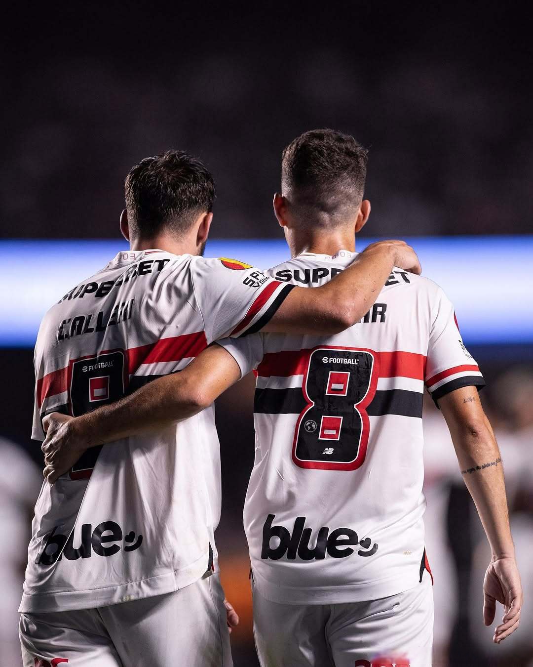 爱游戏tv-乌拉圭逆转西班牙，阿尔瓦雷斯扛起全队