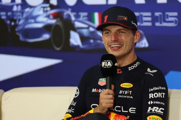 爱游戏官方-雷诺车队完胜红牛车队，阿隆索高光表现