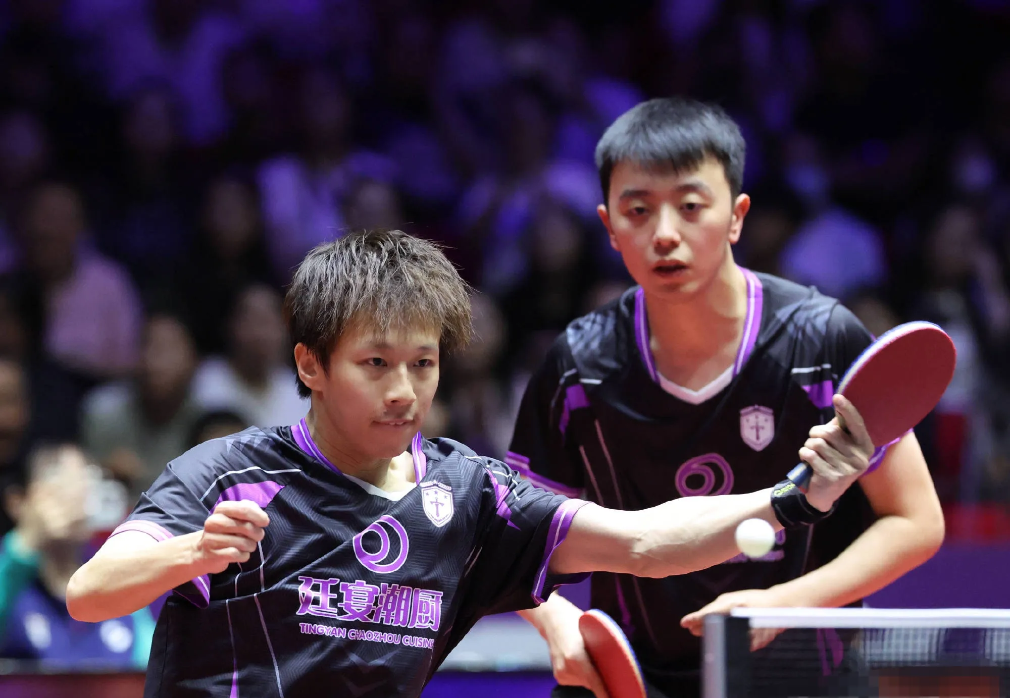 爱游戏入口-瑞典队翻盘奥地利队，林高远扛起全队