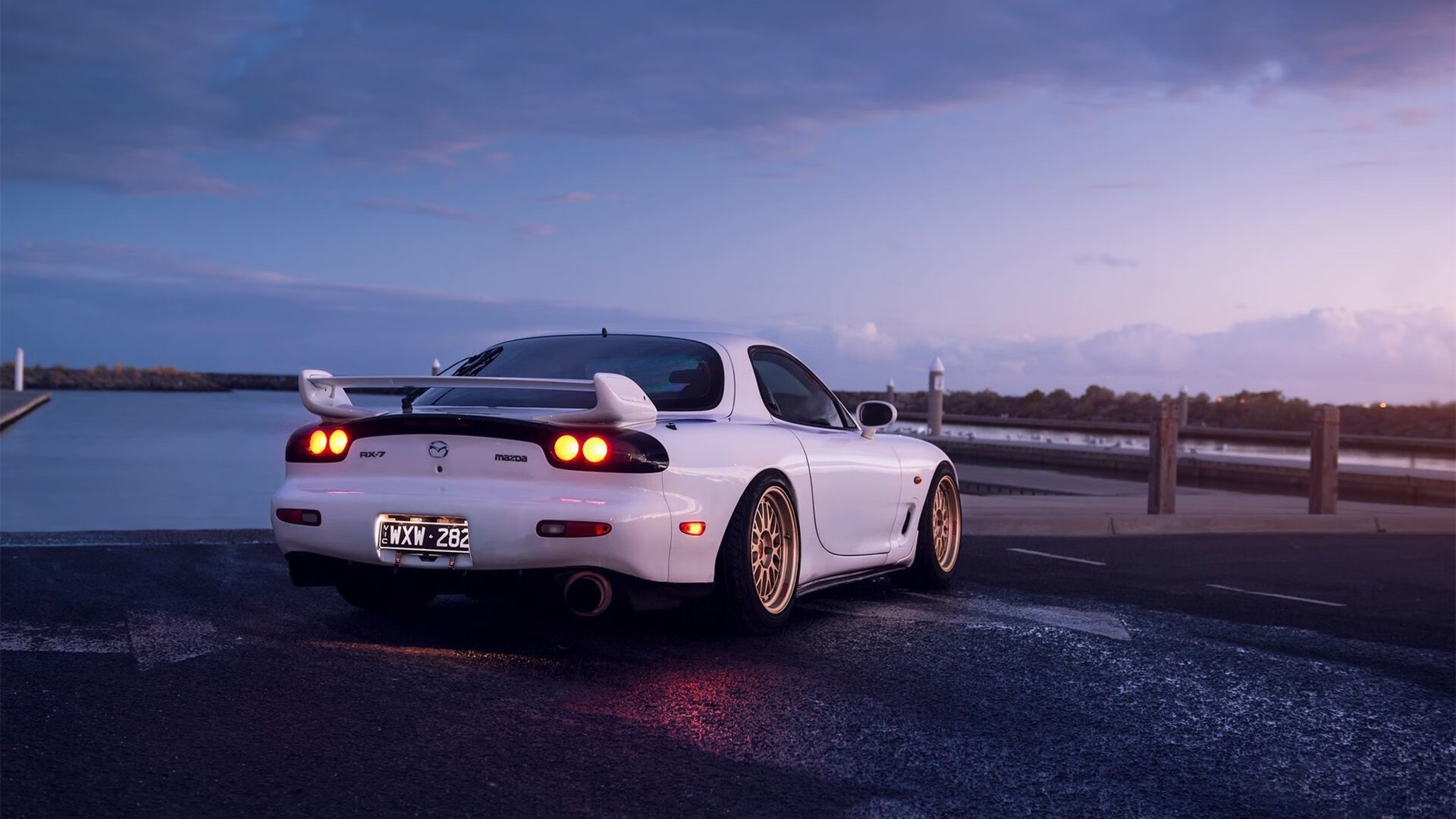 爱游戏APP-一球绝杀，千人哑然，阿什拉夫的利刃如何刺穿中国足球的百年幻梦