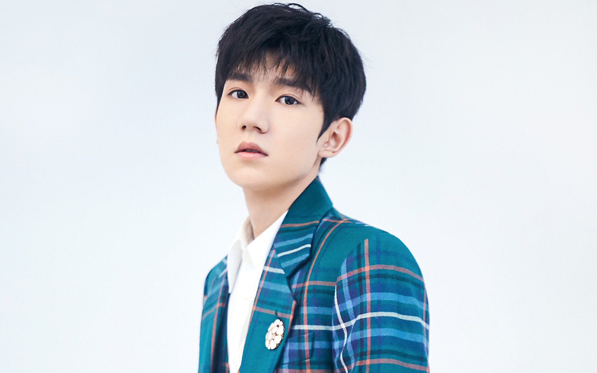 红与黑，米切尔终场封喉，公牛终结雄鹿九连霸神话