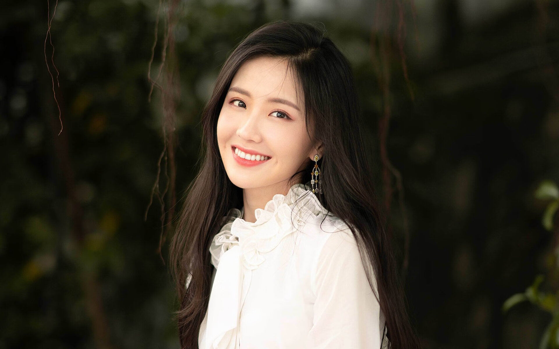 圣殿奇兵，当伯纳乌的闪电劈向NBA季后赛之夜