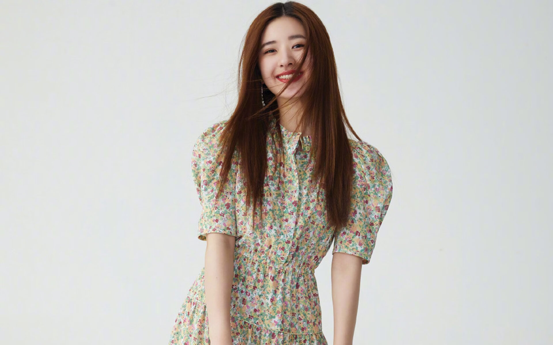 米切尔三节摧毁魔术，一场被快进的东部卡位战